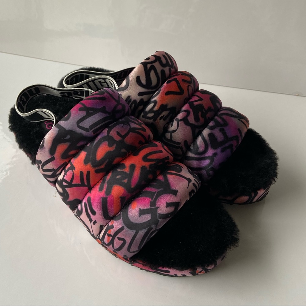Ugg Ombré Graffiti Sherpa Slides Sz 7